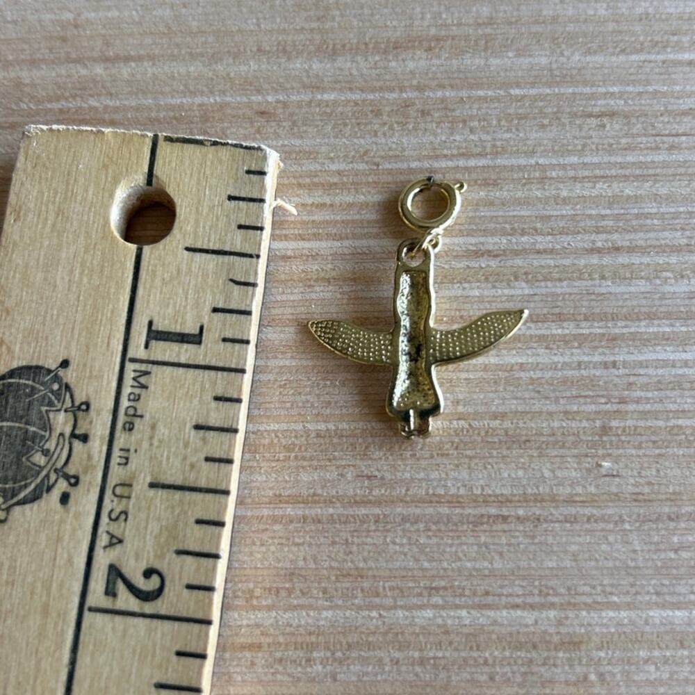 Bird Totem Pole 3D Charm Gold Tone Clasp Owl Alaska Native American Thunderbird - Picture 3 of 3